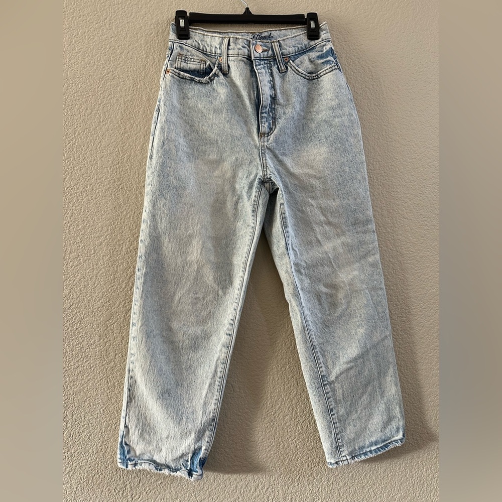 Vintage straight Universal Thread jeans.